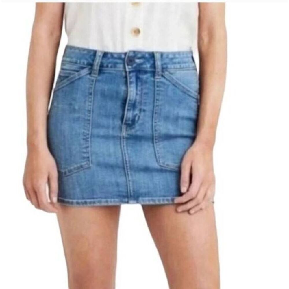 American eagle mini denim jean skirt size 4